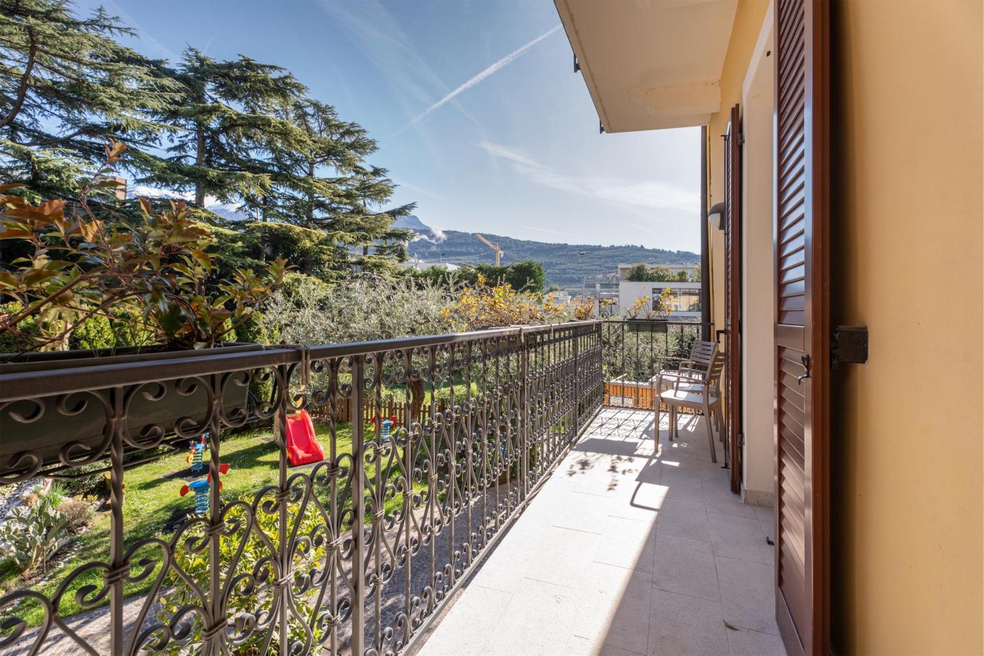 Residence Villa Degli Aranci Рива-дель-Гарда Экстерьер фото