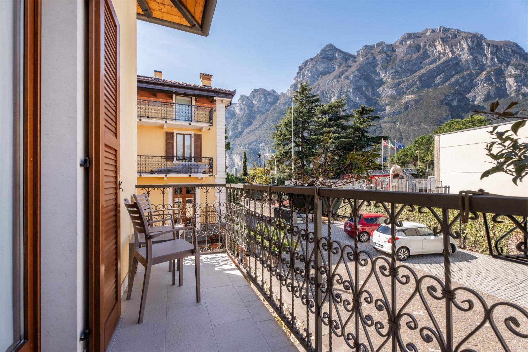 Residence Villa Degli Aranci Рива-дель-Гарда Экстерьер фото